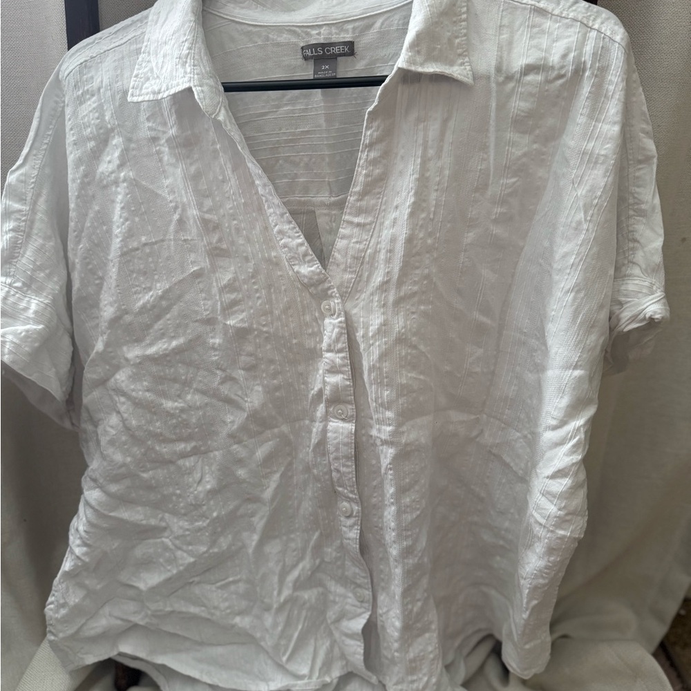 Falls Creek White Casual Button Down Shirt